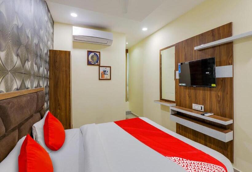 Standard Room, Oyo Hotel Vinayak