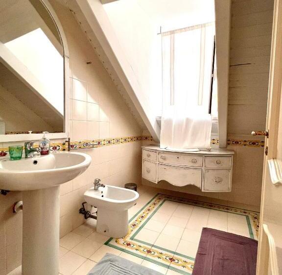 اتاق استاندارد, Saint Patrick Guest House