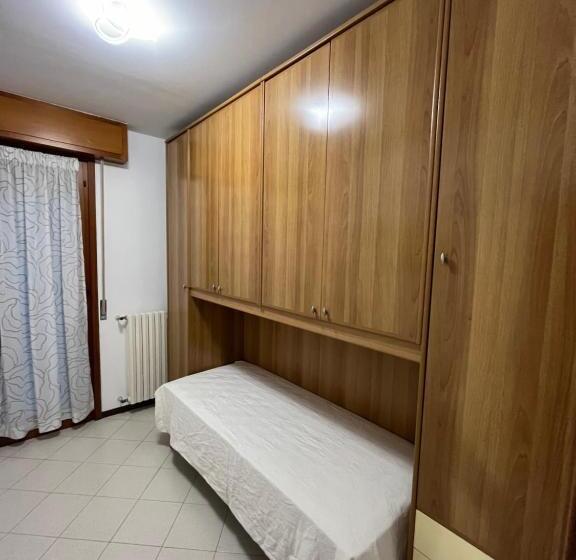 اتاق استاندارد یک نفره, Vicino Al Centro