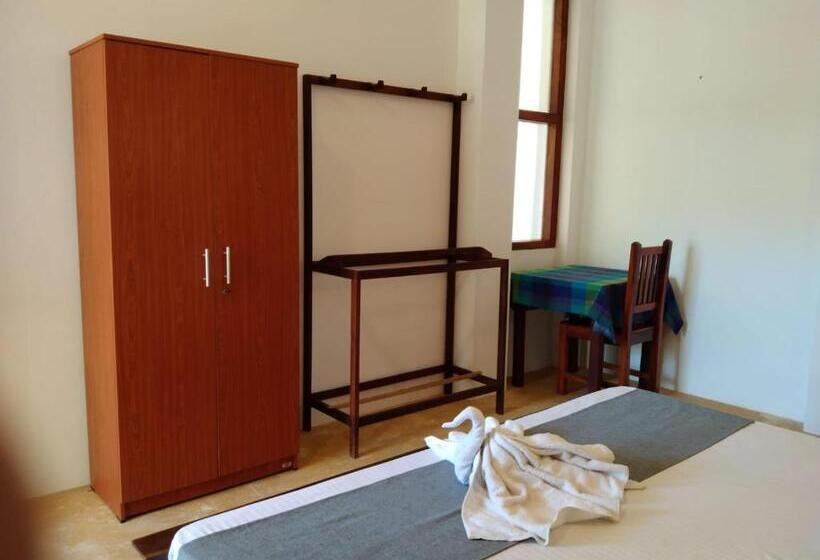 Номер Deluxe Вид на Море, Opera Beach Inn