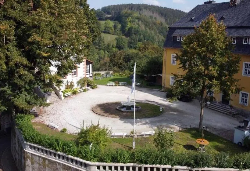 Standard-huone Puutarhanäkymä, Kavaliershaus Neben Schloss Rauenstein