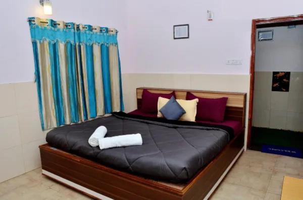 غرفة ديلوكس سرير كينج, Pentoz Charing Cross, Ooty