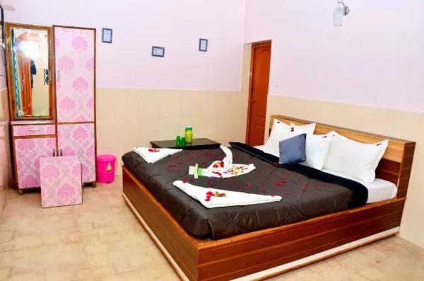 带大床的豪华间, Pentoz Charing Cross, Ooty