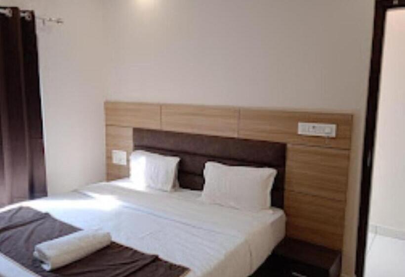 חדר דלוקס, Perfect Stayz Dwarkesh Haridwar