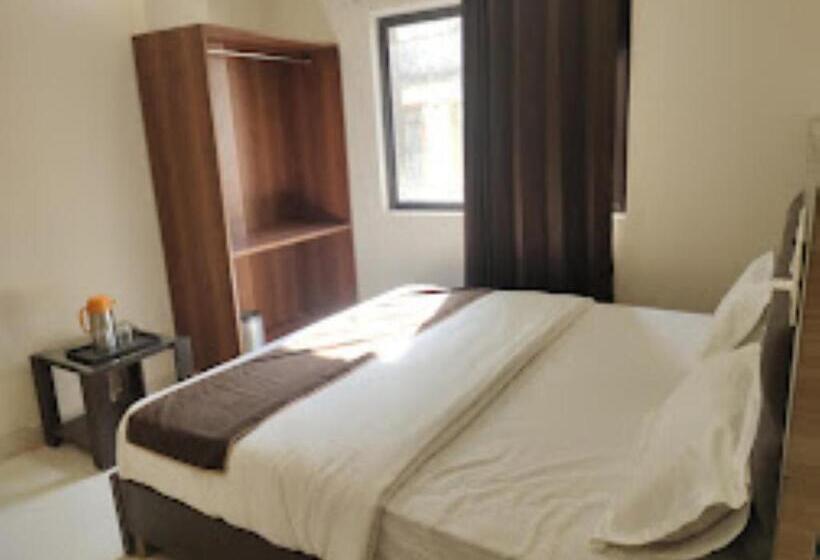 חדר דלוקס, Perfect Stayz Dwarkesh Haridwar