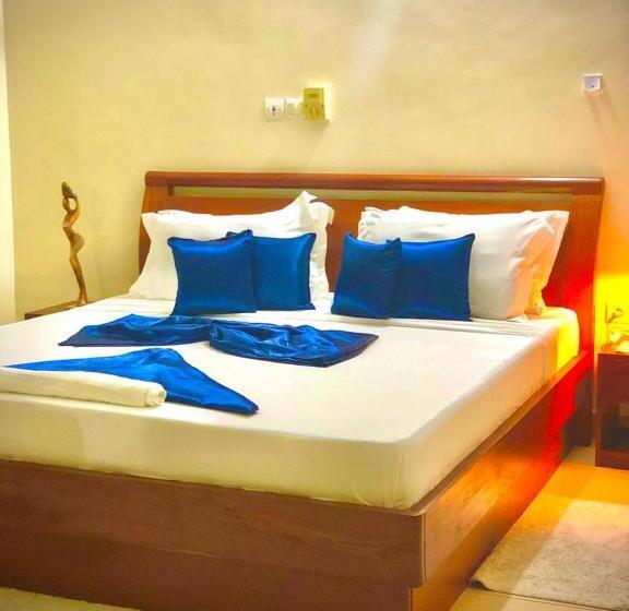 اتاق راحتی سه تخته, Résidences Hôtel Perle Bleue