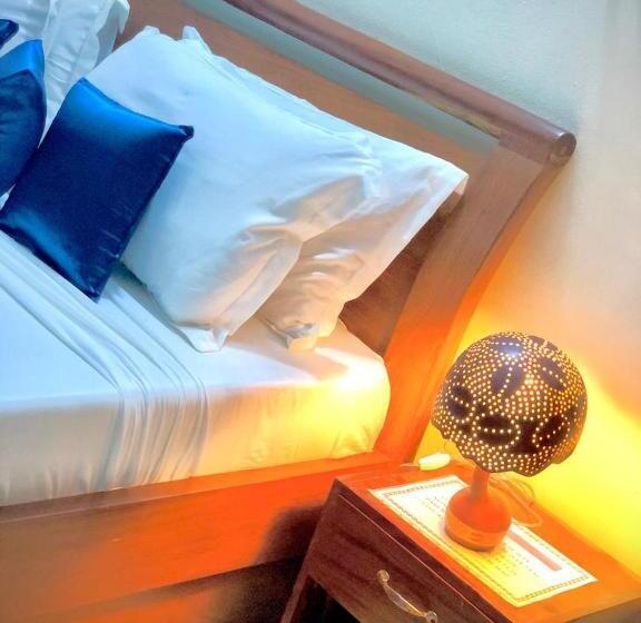 اتاق راحتی سه تخته, Résidences Hôtel Perle Bleue