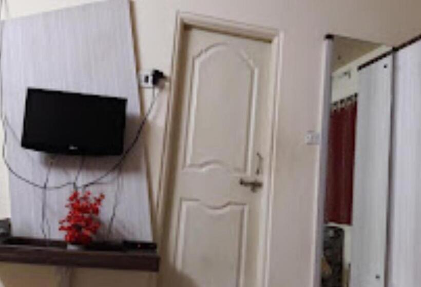 Номер Deluxe, Sai Darpan Chandrapur