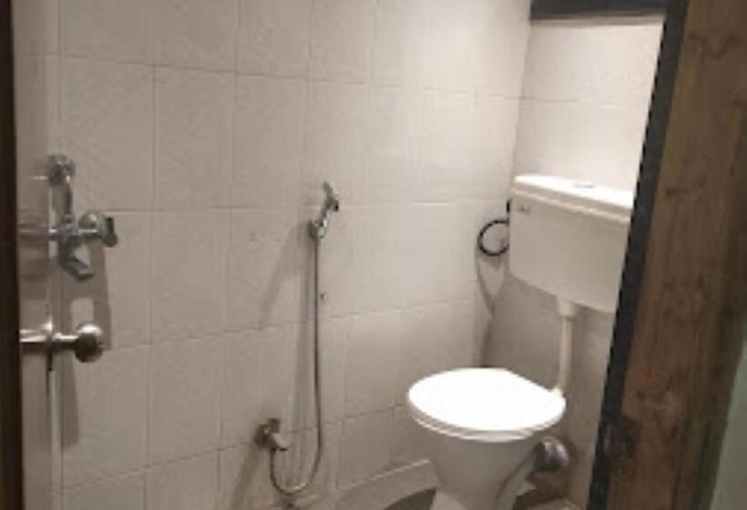 Номер Стандарт, Shripad Continental Amravati