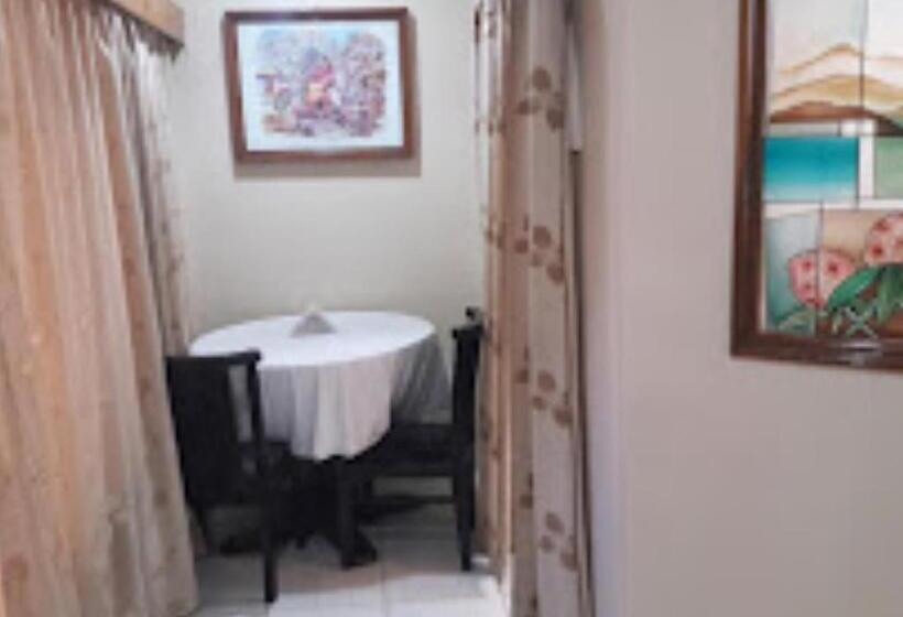 Номер Стандарт, Shripad Continental Amravati