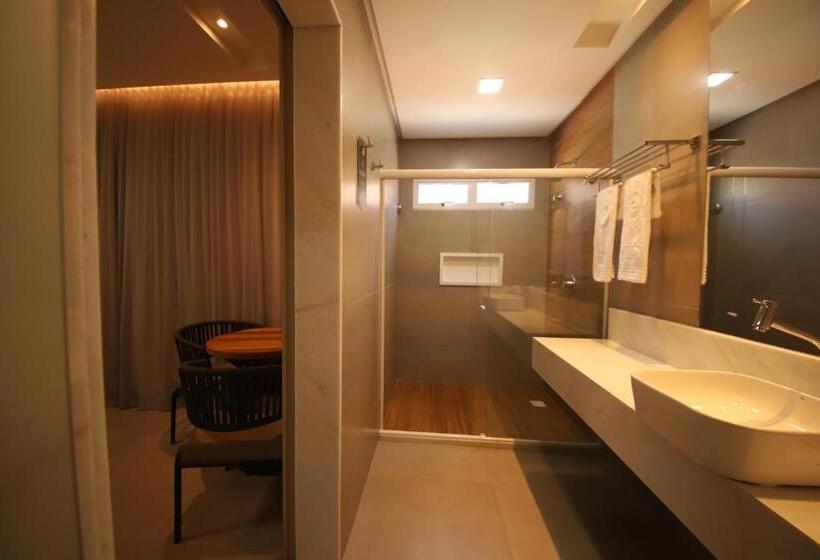 Люкс с Балконом, Uri Pousada