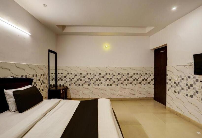 غرفة كلاسيكية ثلاثية, Oyo Flagship Hotel Vasundhara Heights