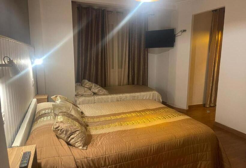 Номер Стандарт Трехместный, Hostal Julio Cesar