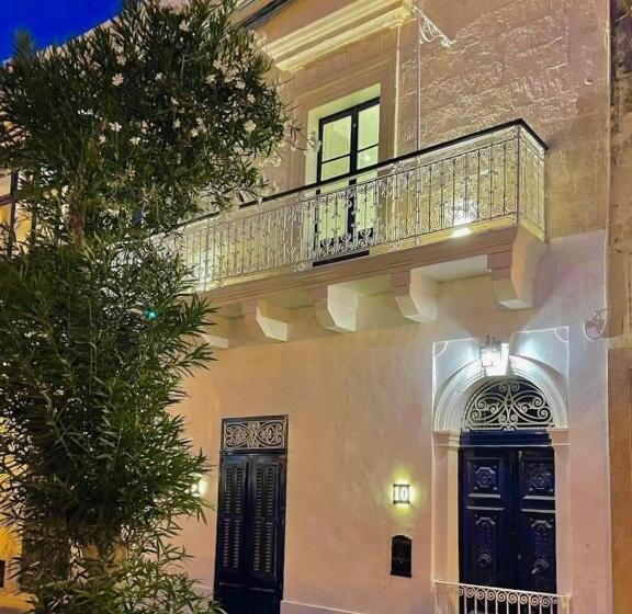 اتاق استاندارد, The Siggiewi Suites