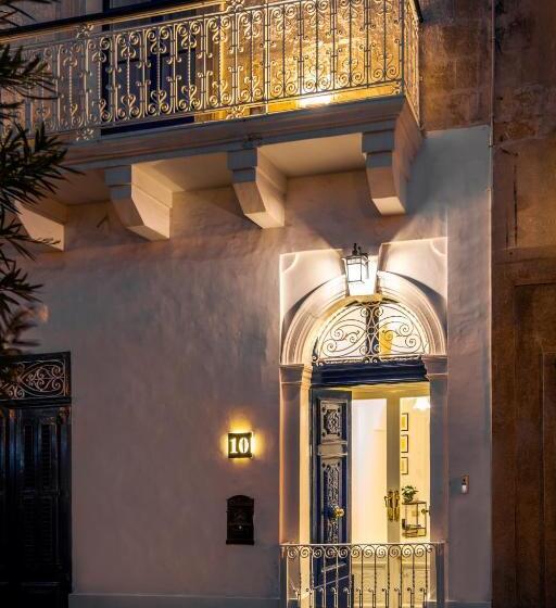 اتاق استاندارد, The Siggiewi Suites