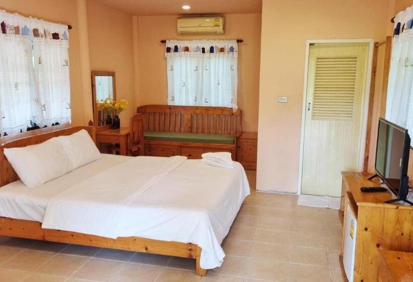 Номер Стандарт Вид на Сад, The Golden View Resort สวนผึ้ง