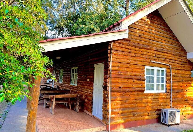 Вилла 2 Спальни, The Golden View Resort สวนผึ้ง