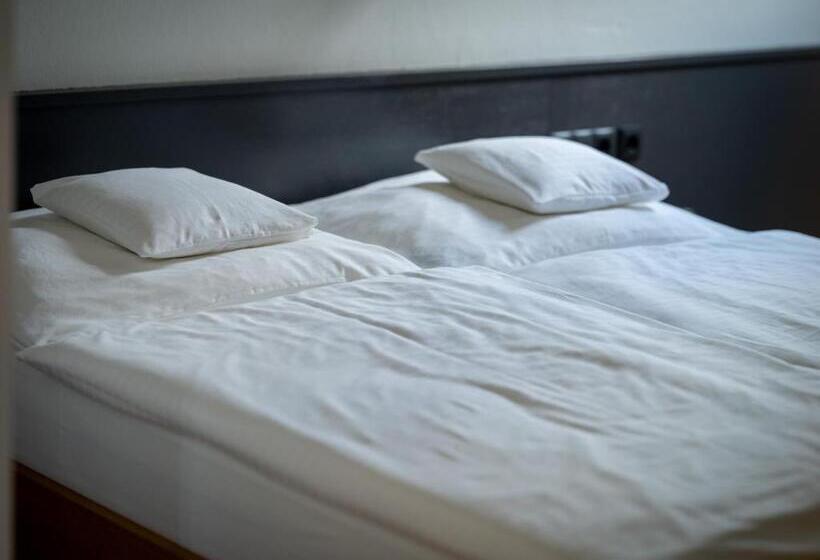 Standart Oda, Weingut & Gästezimmer Zillinger