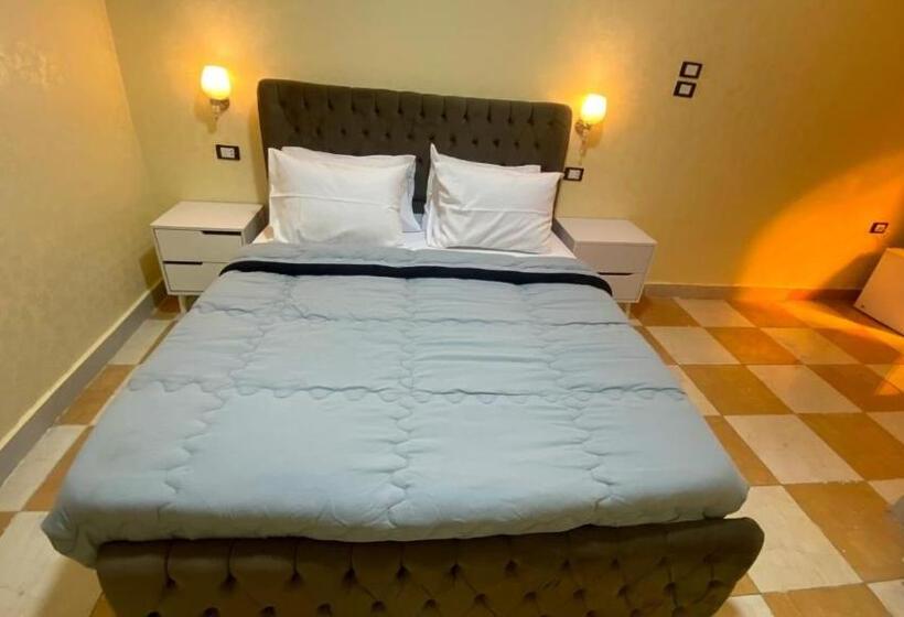 اتاق لوکس, Elhelw Hotel View