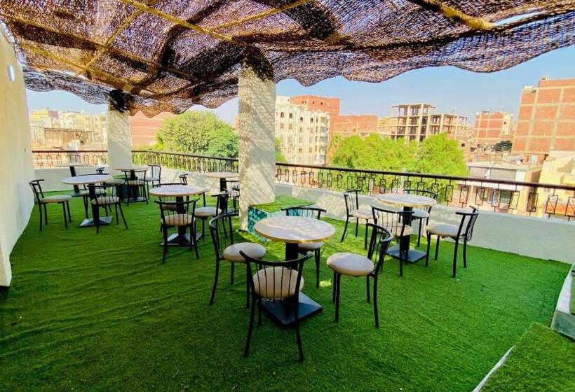 اتاق استاندارد چهار تخته, Elhelw Hotel View