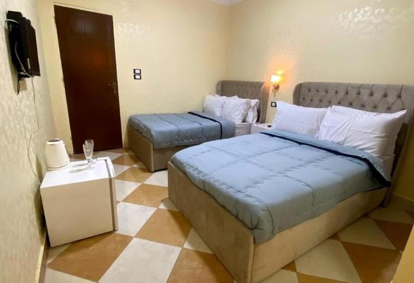 اتاق استاندارد سه نفره, Elhelw Hotel View