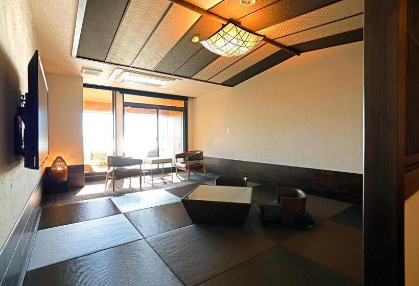 غرفة ديلوكس رباعية, 海のほてる　いさば