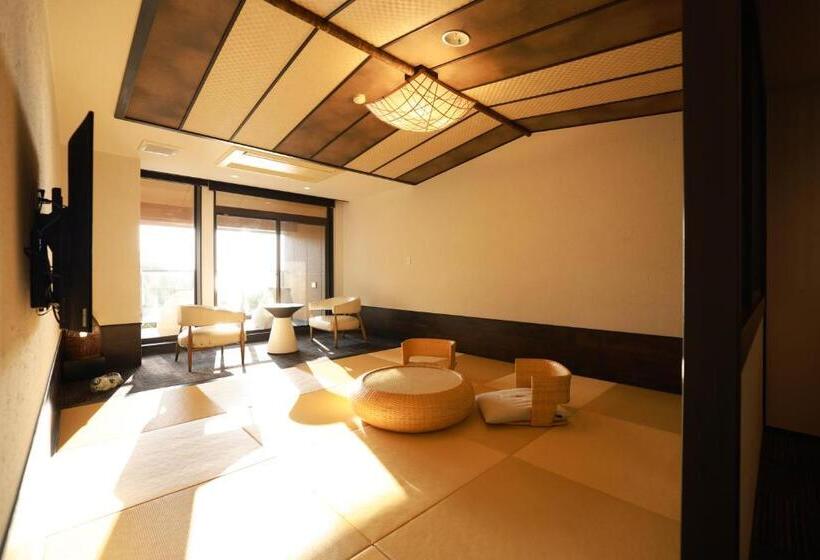 غرفة ديلوكس رباعية, 海のほてる　いさば