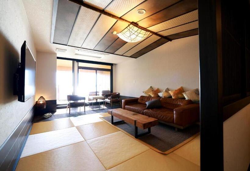 غرفة ديلوكس رباعية, 海のほてる　いさば