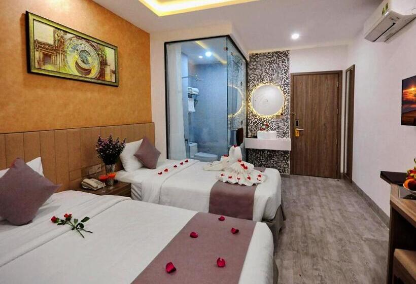 اتاق استاندارد, Mai