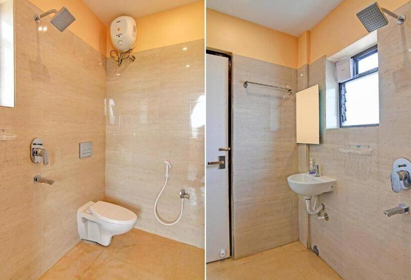 Quarto Triplo Clássico, Oyo Flagship Casa Sanjiva