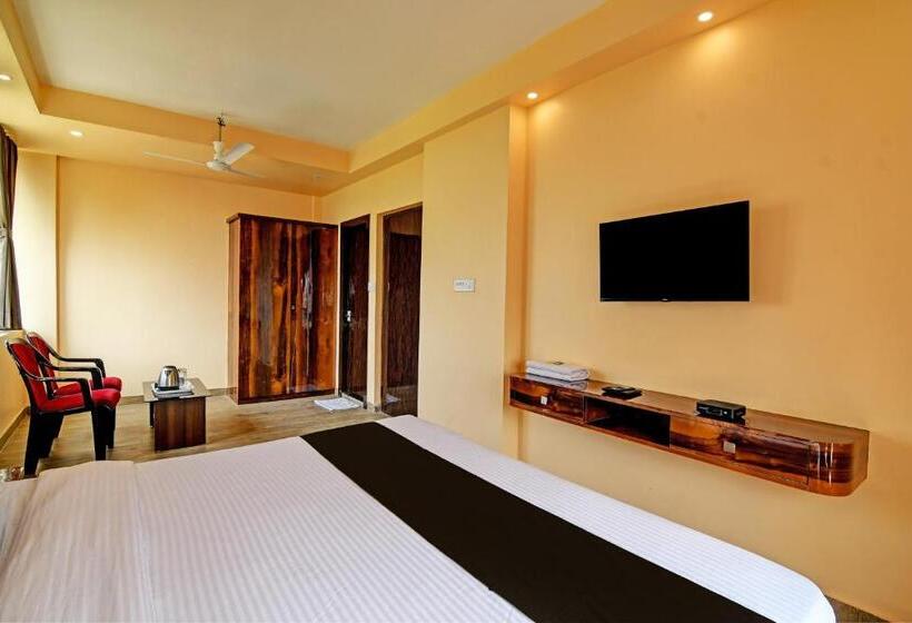 Quarto Triplo Clássico, Oyo Flagship Casa Sanjiva