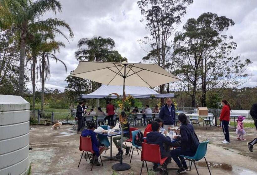 Шале 1 Спальня, Sydney Farm Stay Live With Nature And Animals