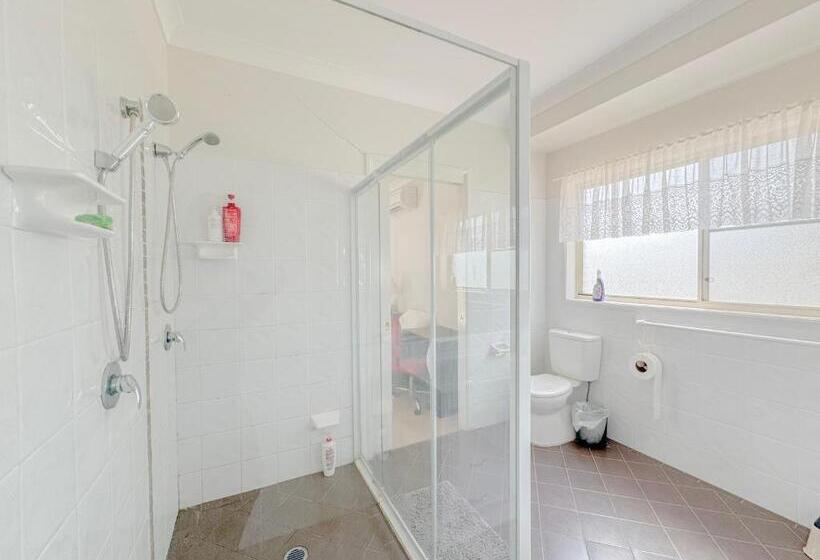 Family Suite, Sydney Farm Stay Live With Nature And Animals