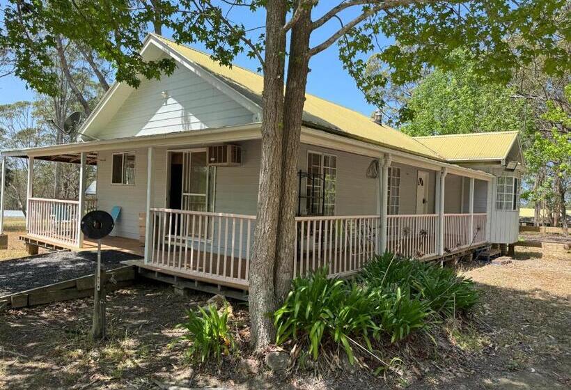 Шале 1 Спальня, Sydney Farm Stay    Live With Nature And Animals