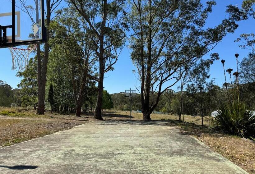 Шале 1 Спальня, Sydney Farm Stay Live With Nature And Animals