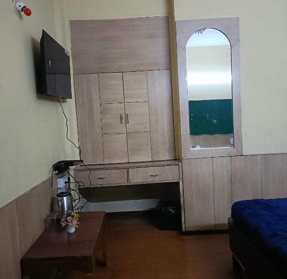 חדר סטנדרט לארבעה, The Lhonark Leisure