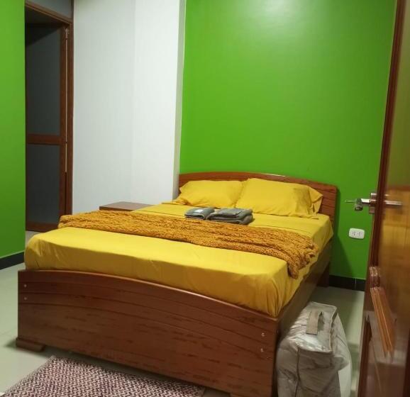 חדר סטנדרט, Tiktoker