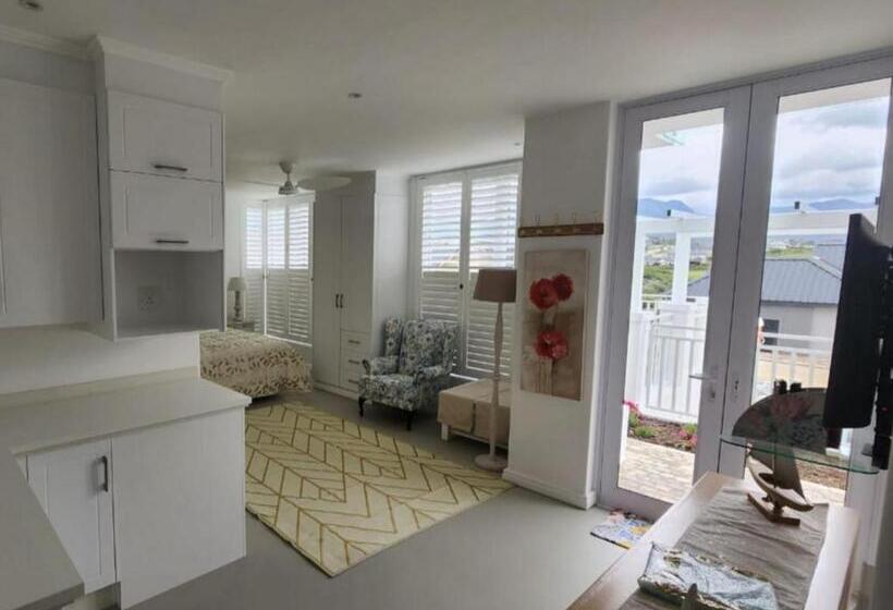 Люкс Повышенной Комфортности, Beautiful Gate