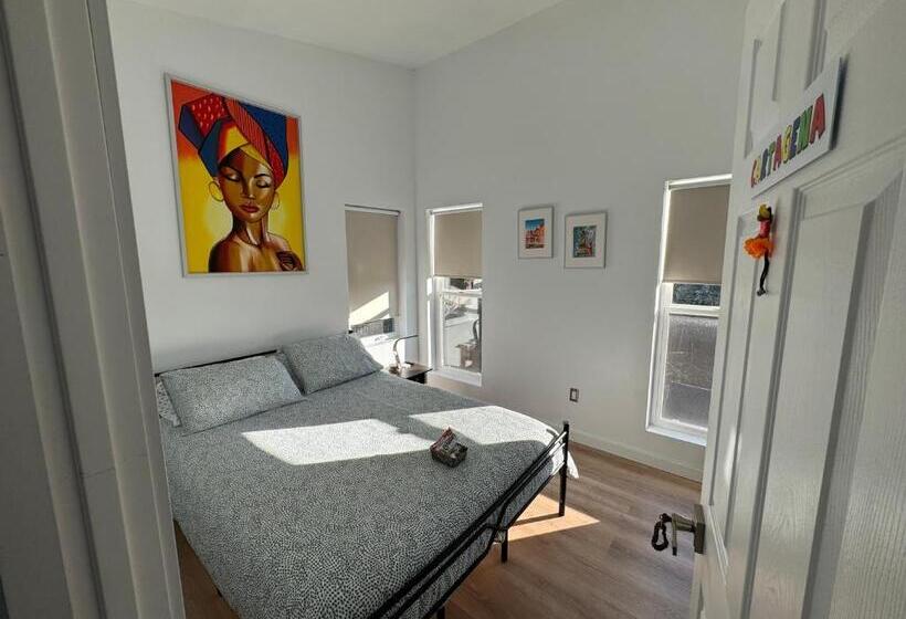 غرفة قياسية, Private Room In West Seattle Cartagena Inspired