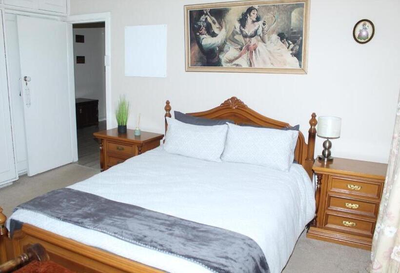 חדר דלוקס, Deluxe Queen Suite