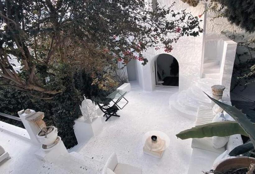 Дом 1 Спальня, The Cypresses