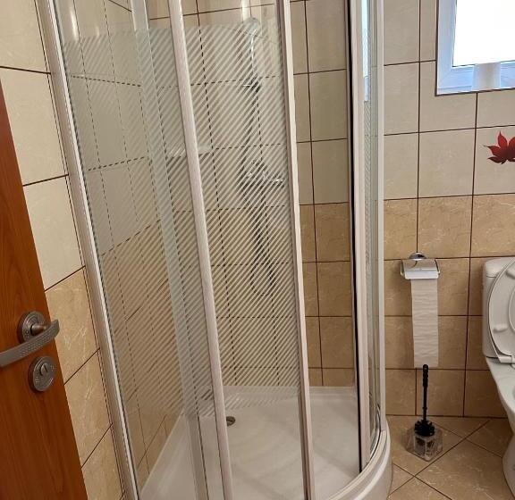 חדר משפחתי, Zamagurský Dom