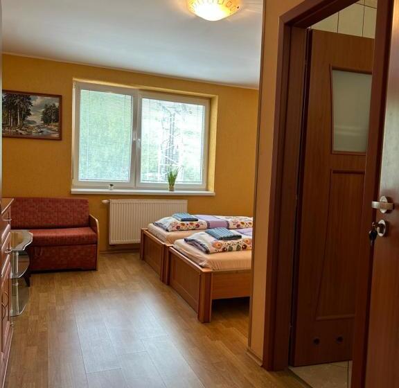 חדר משפחתי, Zamagurský Dom