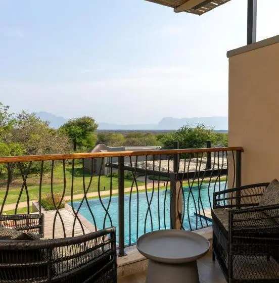 اتاق استاندارد با چشمانداز کوهستان, Radisson Safari Hotel Hoedspruit