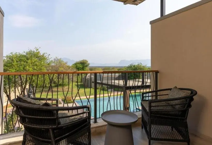 اتاق استاندارد با چشمانداز کوهستان, Radisson Safari Hotel Hoedspruit
