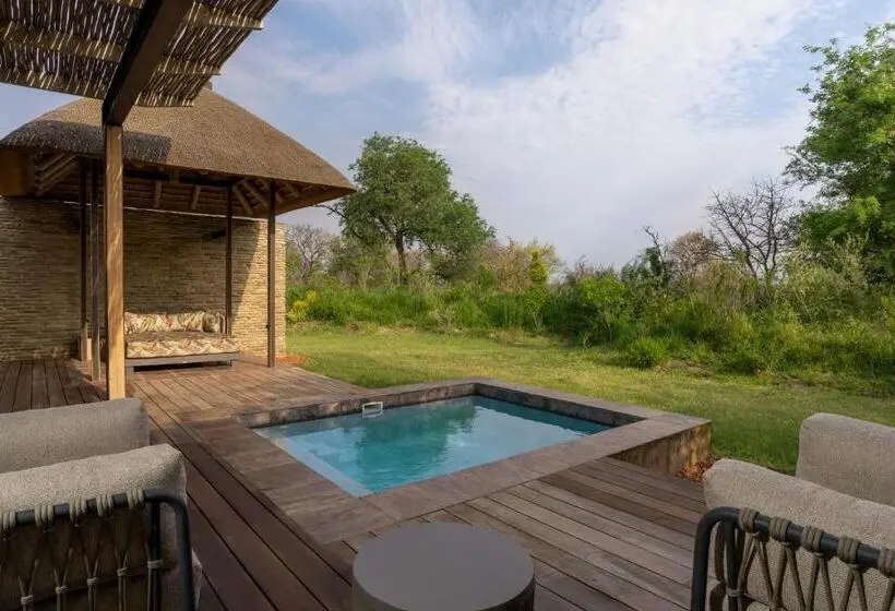 سوئیت پریمیوم, Radisson Safari Hotel Hoedspruit