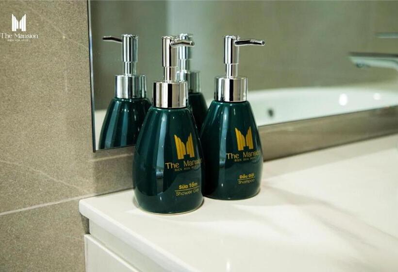 اتاق سوپریور با تخت بزرگ, The Mansion Hotel Bien Hoa