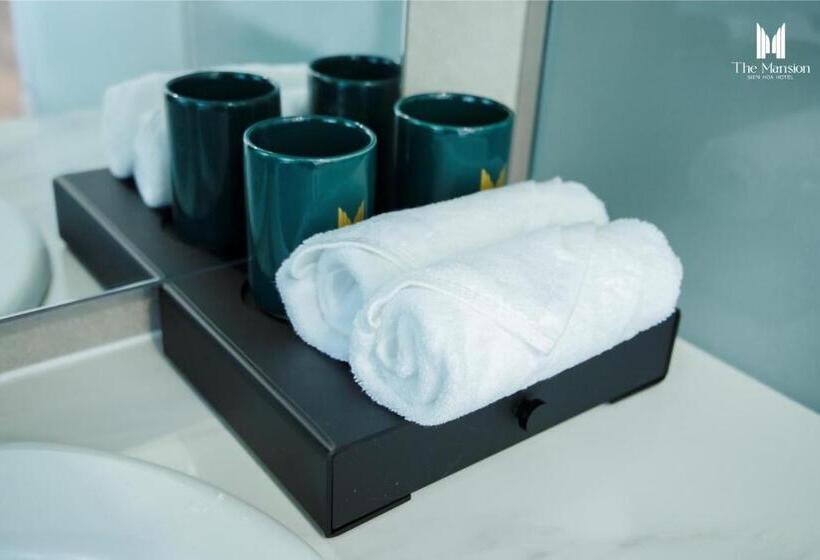 اتاق سوپریور با تخت بزرگ, The Mansion Hotel Bien Hoa