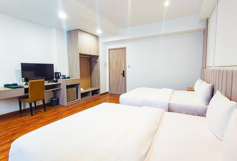 اتاق لوکس چهار تخته, The Mansion Hotel Bien Hoa