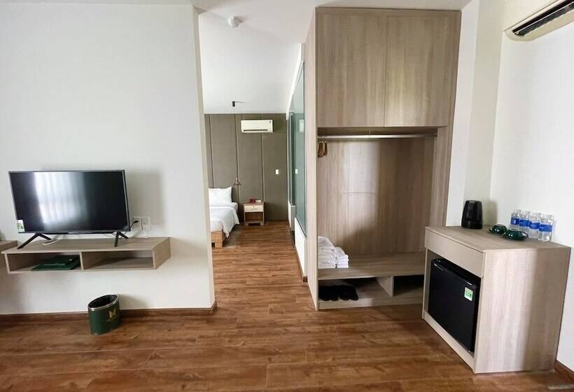 اتاق لوکس چهار تخته, The Mansion Hotel Bien Hoa